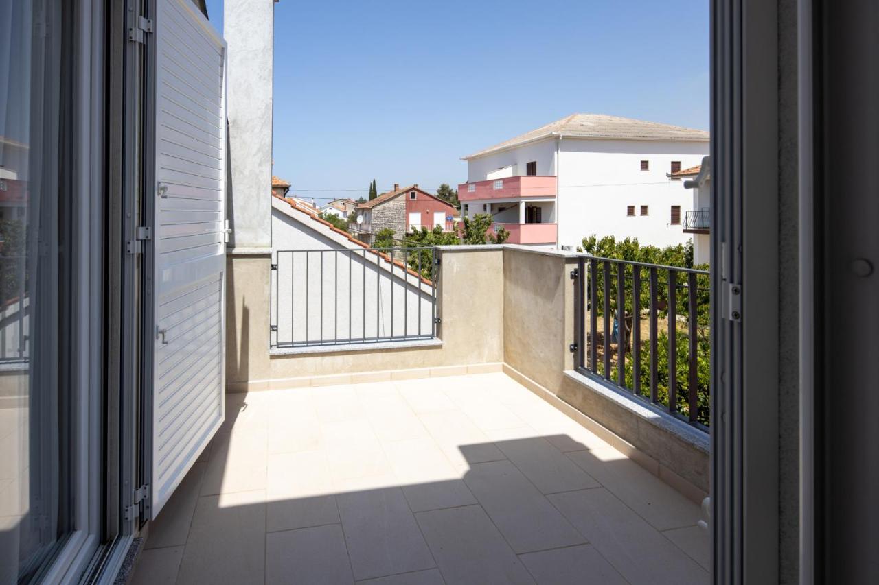 Lumaja Luxury Apartman Biograd Na Moru Esterno foto