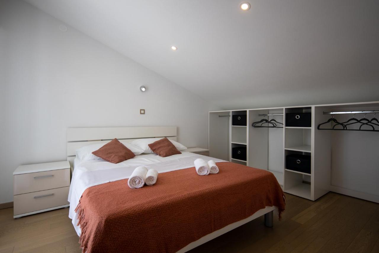 Lumaja Luxury Apartman Biograd Na Moru Esterno foto