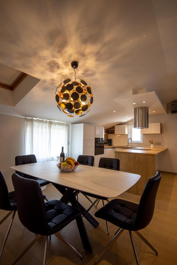 Lumaja Luxury Apartman Biograd Na Moru Esterno foto