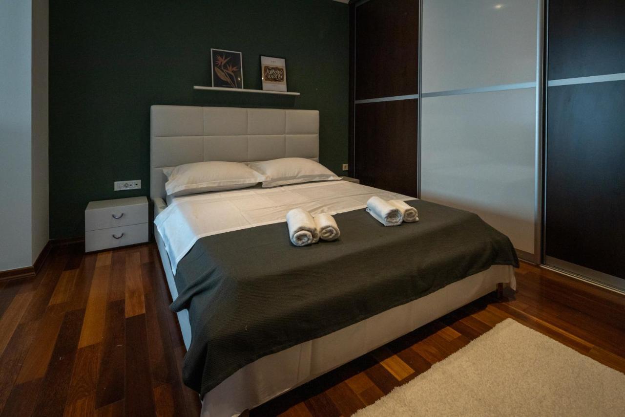 Lumaja Luxury Apartman Biograd Na Moru Esterno foto