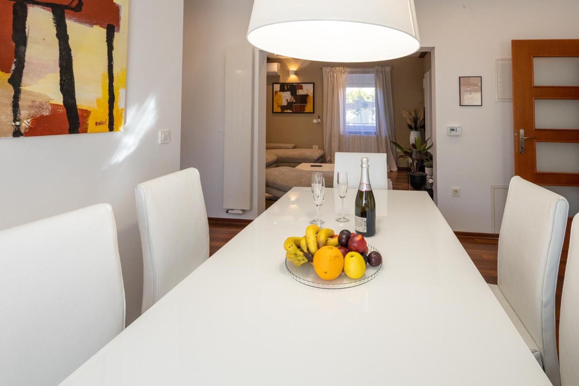 Lumaja Luxury Apartman Biograd Na Moru Esterno foto